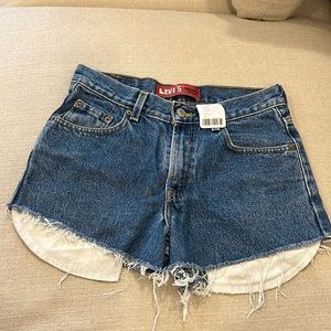 Vintage Levi shorts (550)